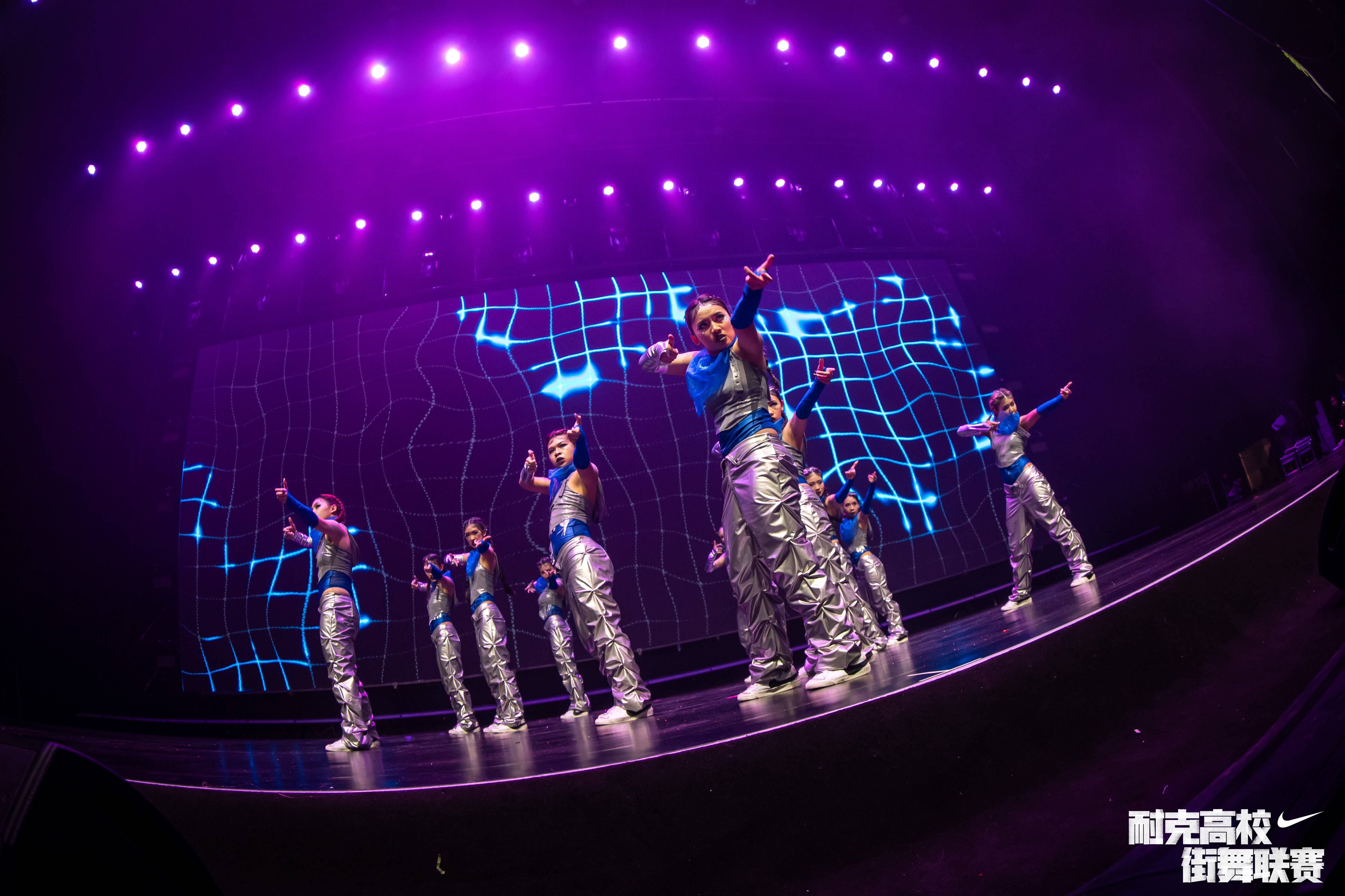 半岛app官网-水晶宫战胜皇家马德里，保持热血联赛状态