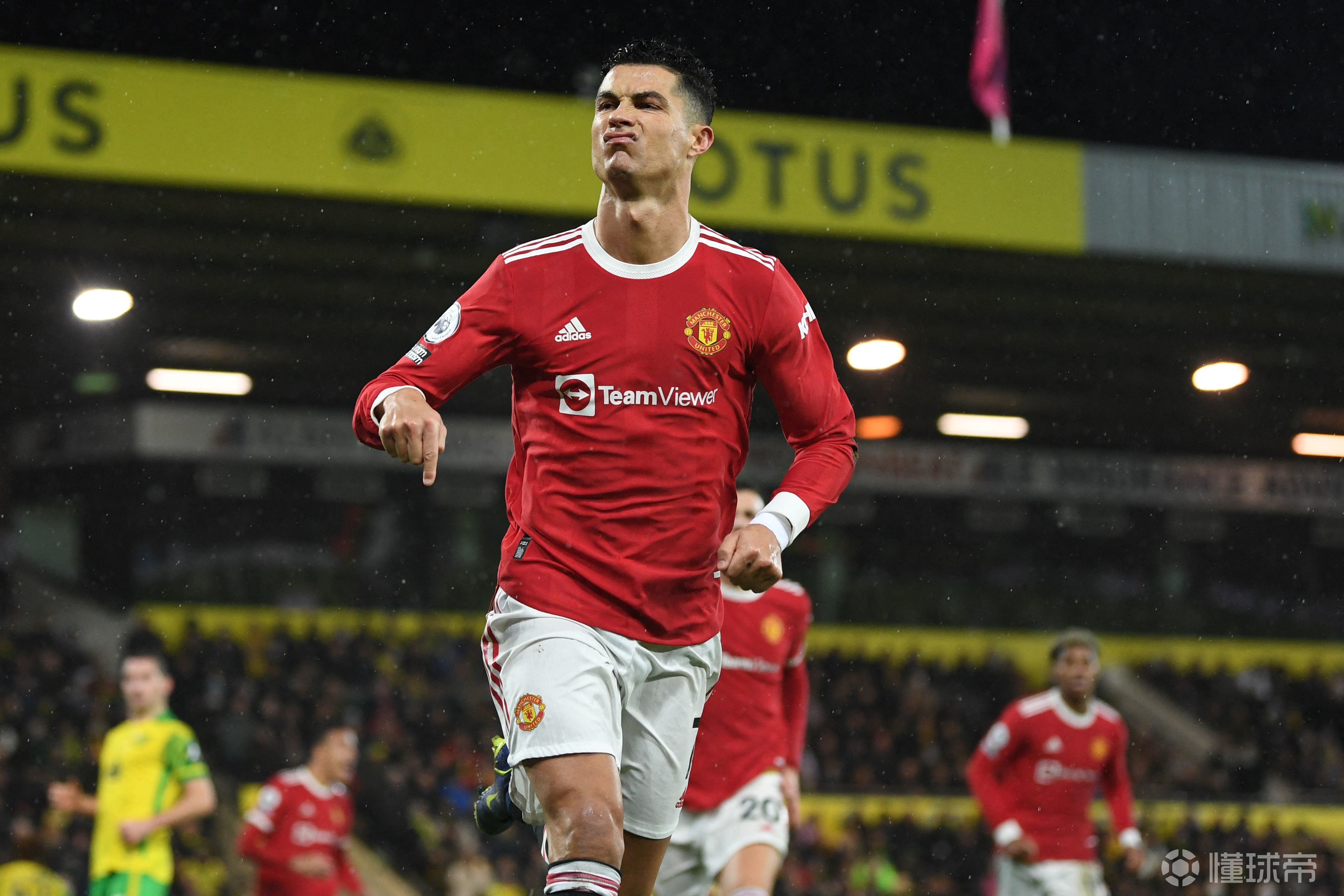 半岛体育官方网站入口-包含诺维奇城进球不捧走三分，客场遗憾失利的词条