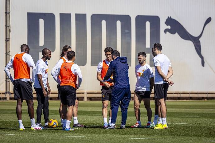 半岛体育app官网-赫塔菲降级警报拉响，西班牙甲级频传裁员的简单介绍