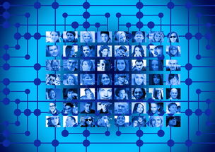 半岛体育平台官网-恩菲尔德传控战术优化，球队整体配合更顺畅